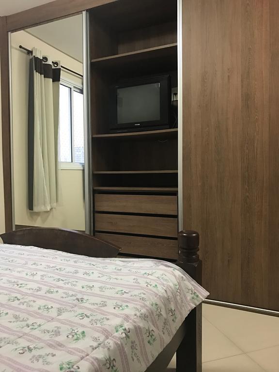 Apartamento Dois Quartos - Condominio Twice Γκουαρούχα Εξωτερικό φωτογραφία